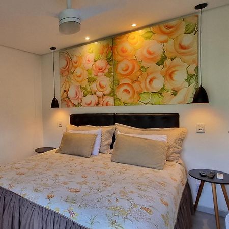 Suite Ilhabela - encantadora com varanda e vista panorâmica Extérieur photo