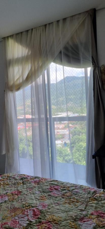 Suite Ilhabela - encantadora com varanda e vista panorâmica Extérieur photo