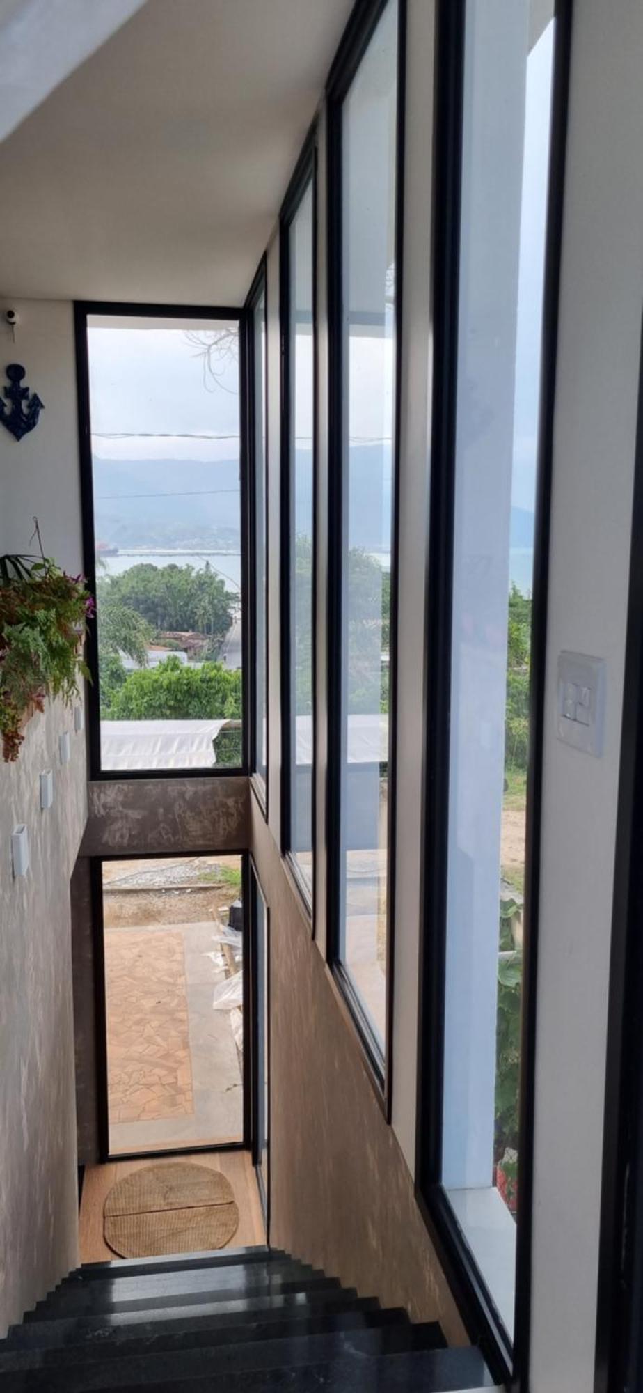 Suite Ilhabela - encantadora com varanda e vista panorâmica Extérieur photo